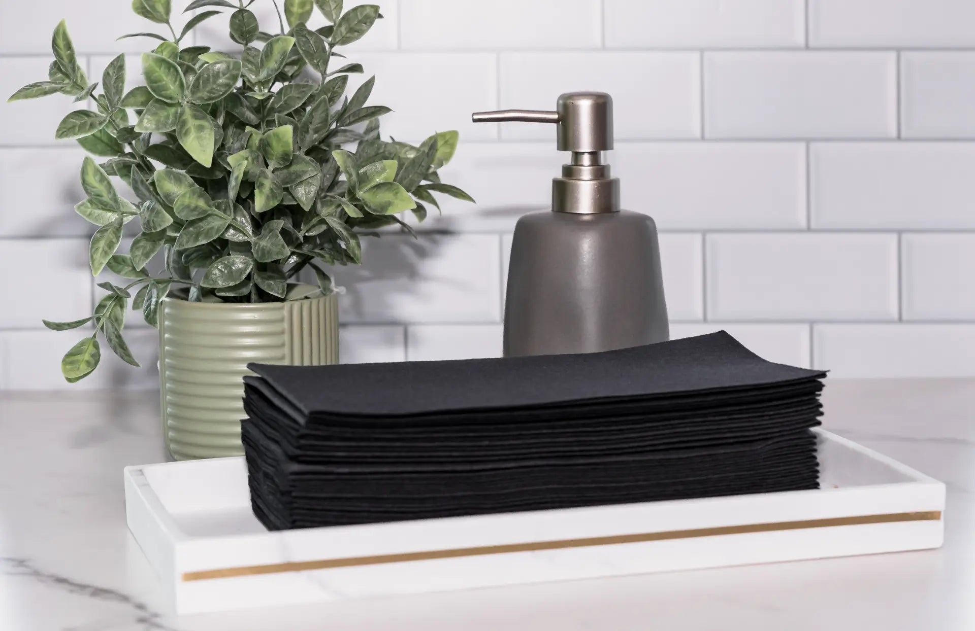 12"x17" 6-Fold Black Airlaid Guest Towel 500ct SKU 42102