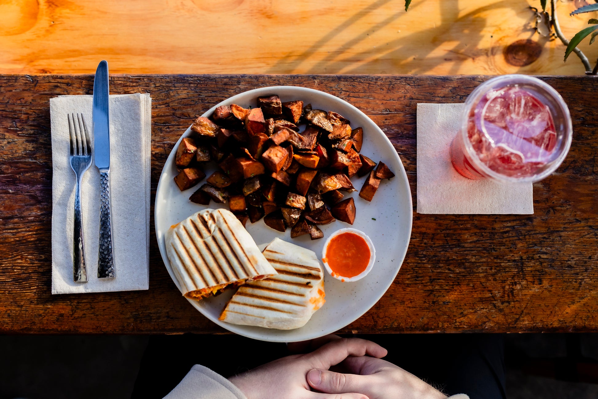 10"x10" 4-Fold Natural DRC Beverage Napkin 600ct SKU 51021