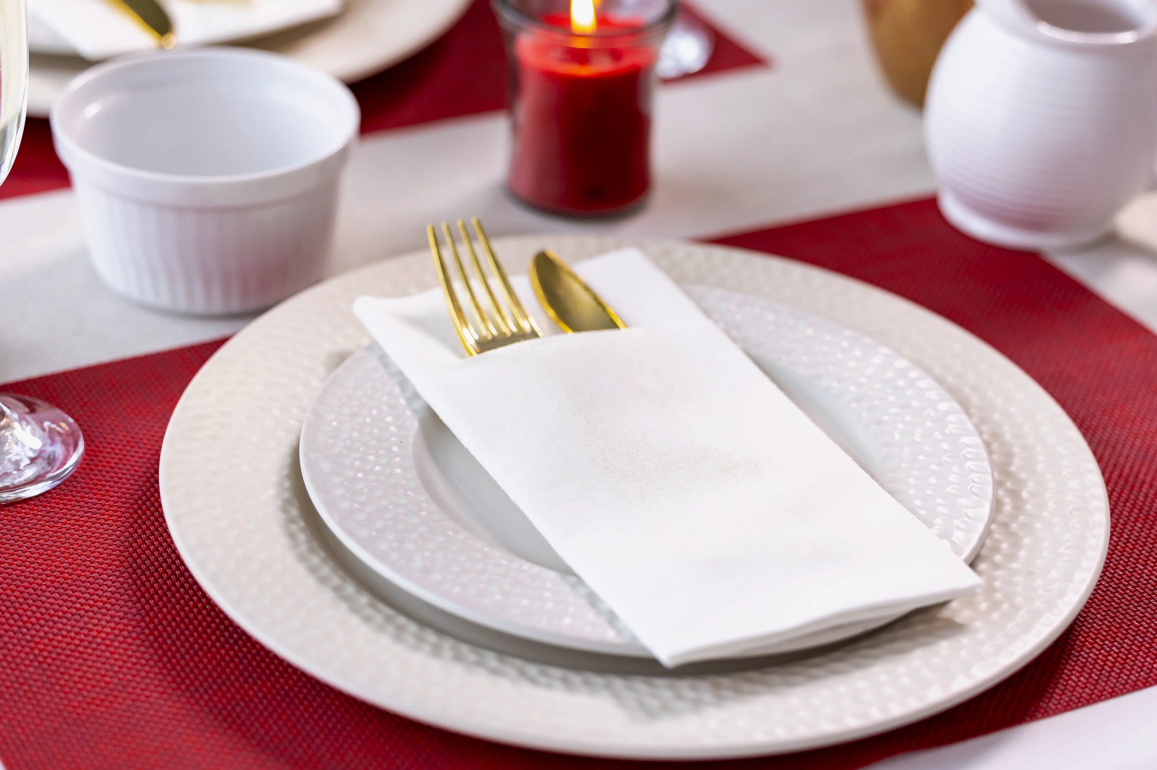17"x17" 5.5” Pocket Fold White Airlaid Dinner Napkin 300ct SKU 40135