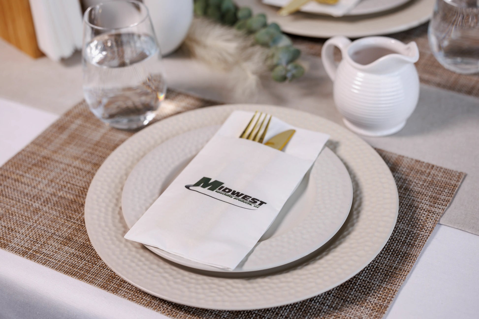 17"x17" 5.5” Pocket Fold White Airlaid Dinner Napkin 300ct SKU CP406
