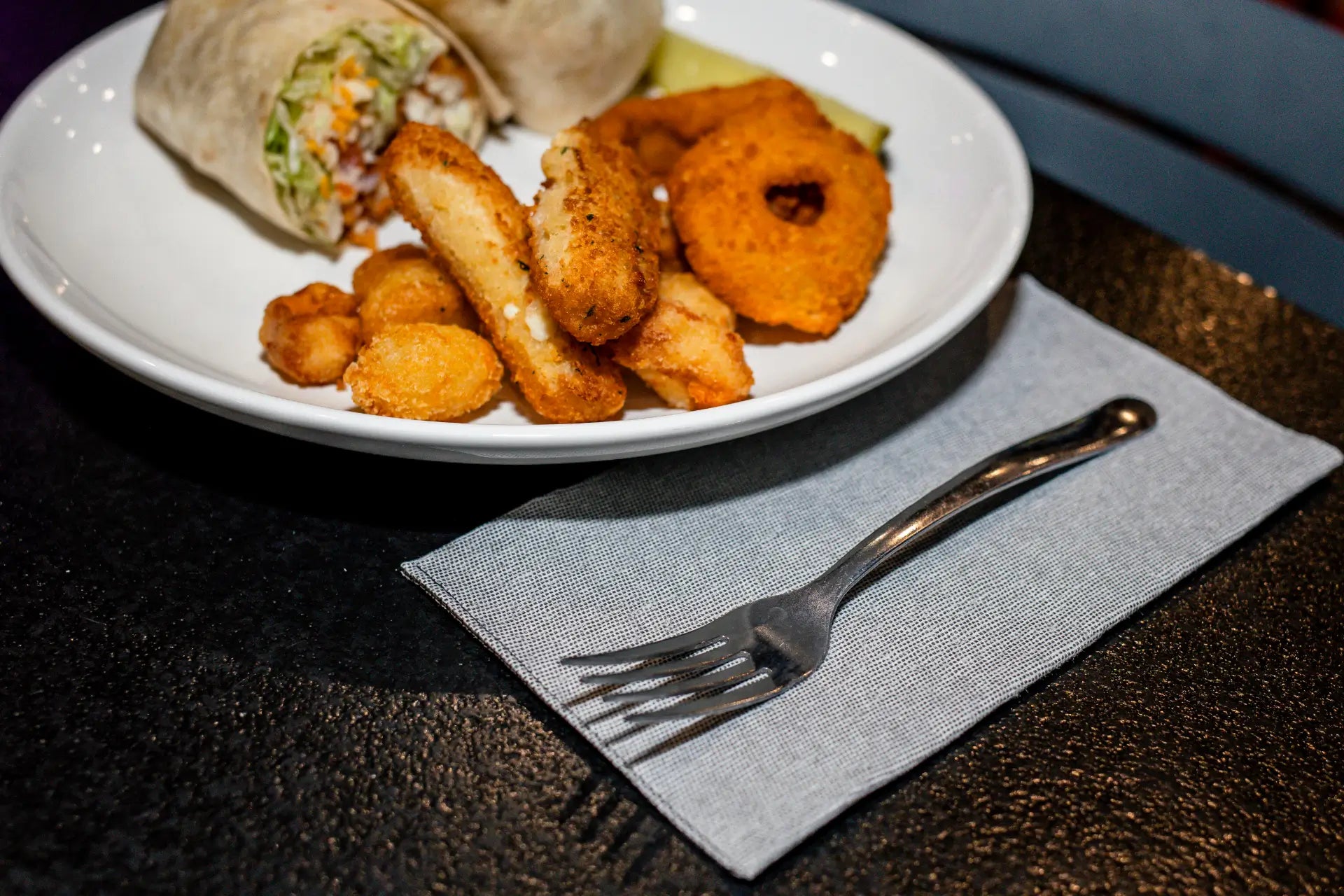 15"x17" 8-Fold Black Tweed DRC Dinner Napkin 500ct SKU 51010