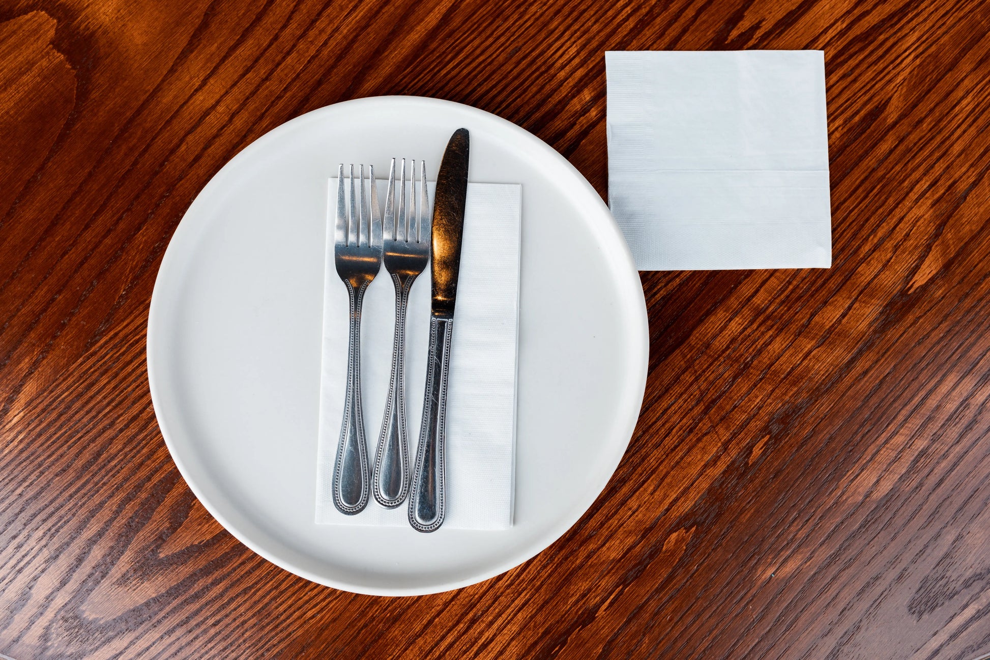 17"x17" 4-Fold White Airlaid Dinner Napkin 300ct SKU 40131