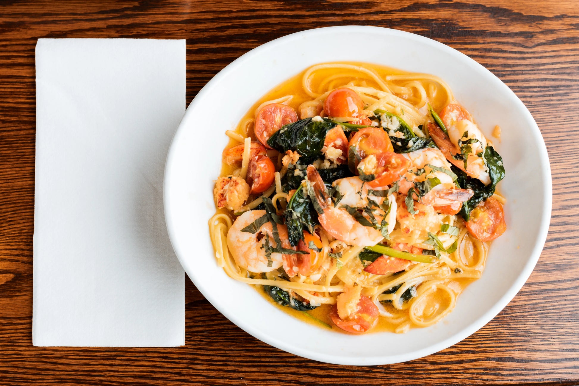 15"x17" 8-Fold White Airlaid Dinner Napkin 500ct SKU CP402